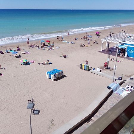 Acogedor Y Amplio Apartamento Familiar A Pie De Playa カラフェル エクステリア 写真