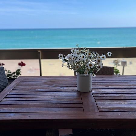 Acogedor Y Amplio Apartamento Familiar A Pie De Playa カラフェル エクステリア 写真