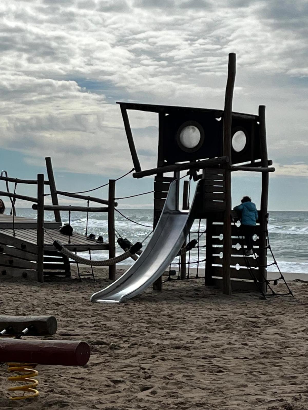 Acogedor Y Amplio Apartamento Familiar A Pie De Playa カラフェル エクステリア 写真