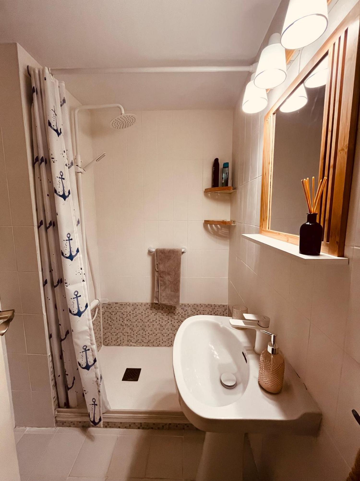 Acogedor Y Amplio Apartamento Familiar A Pie De Playa カラフェル エクステリア 写真