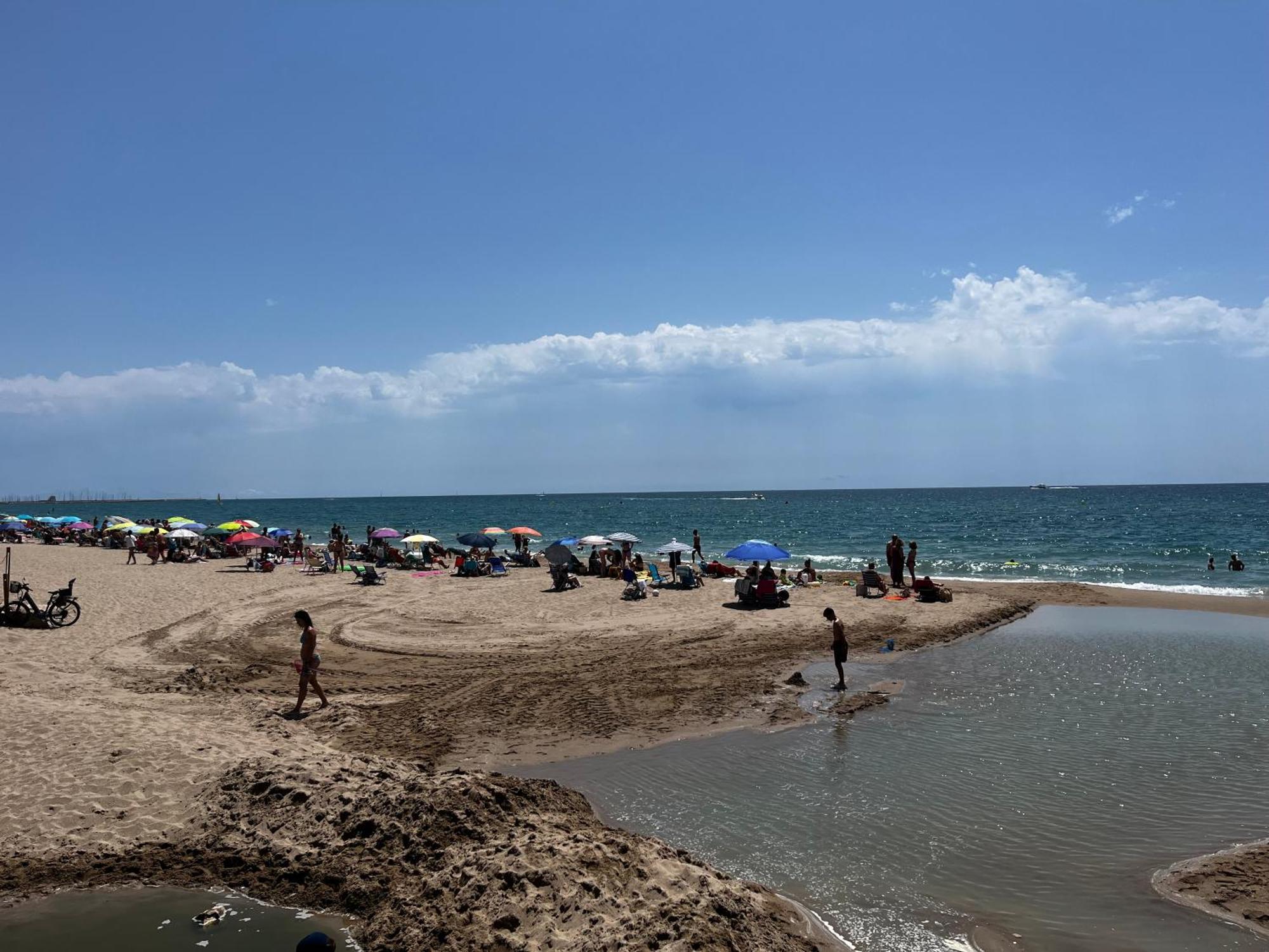 Acogedor Y Amplio Apartamento Familiar A Pie De Playa カラフェル エクステリア 写真